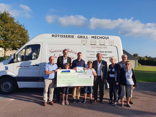 Remise de chèque de 5000€ pour Nicolas Lesouef, Rôtisseur!